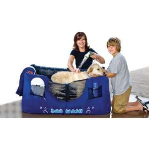  Maze Pets Portable and Inflatable Dog Bathing Station Pet 