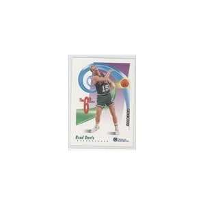  1991 92 SkyBox #437   Brad Davis SM Sports Collectibles