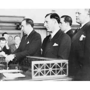  1941 photo [Louis Lepke Buchalter, standing in court 