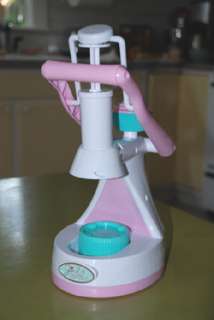 Jakks Pacific Girl Gourmet Cupcake Maker