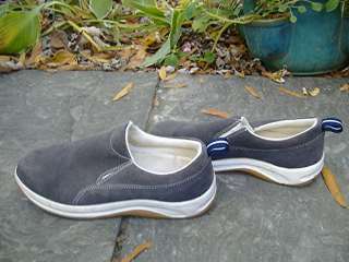 DREAMY LANDS END Gray Suede Slip On Loafers 5  