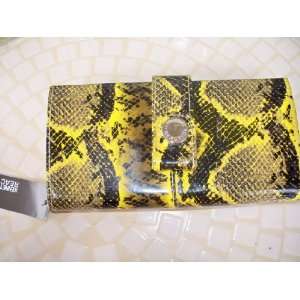  Kenneth Cole Reaction Clutch Wallet Yellow & Black Retail 