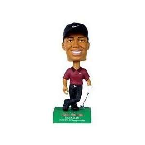  Tiger Woods Collection Bobble Head in Red Nike Vest Toys & Games