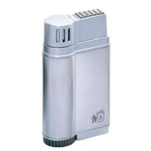   / Polished Silver Wind Resistant Lighter