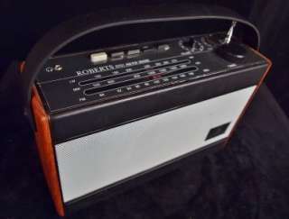   ROBERTS R701 3 BAND (MW/LW/FM) CLASSIC RADIO. SIMPLE QUALITY SOUND