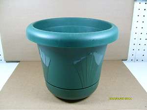 Self Watering Pot w/attached saucer 8 inch diameter top & about 8 