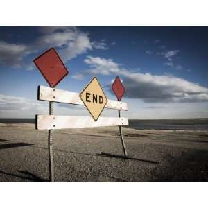  California, Salton City, Salton Sea, Sign for the End, USA 