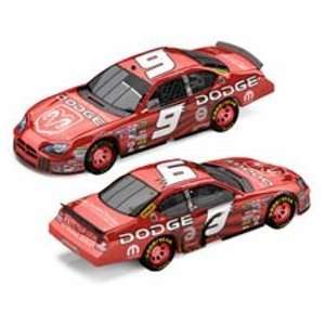   / Richmond Raced Win Version / 2005 Charger / 124 Scale Diecast Car