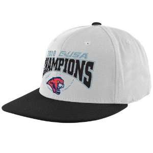   Baseball Tournament Champions Locker Room Flex Fit Hat  Sports