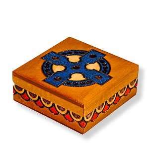 5222, Traditional Polish Keepsake Box, Natural Wood with Blue Celtic 